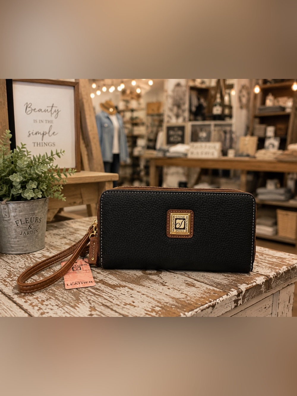 Stone Mountain Cornwall SLG Wristlet Crossbody Wallet NWT